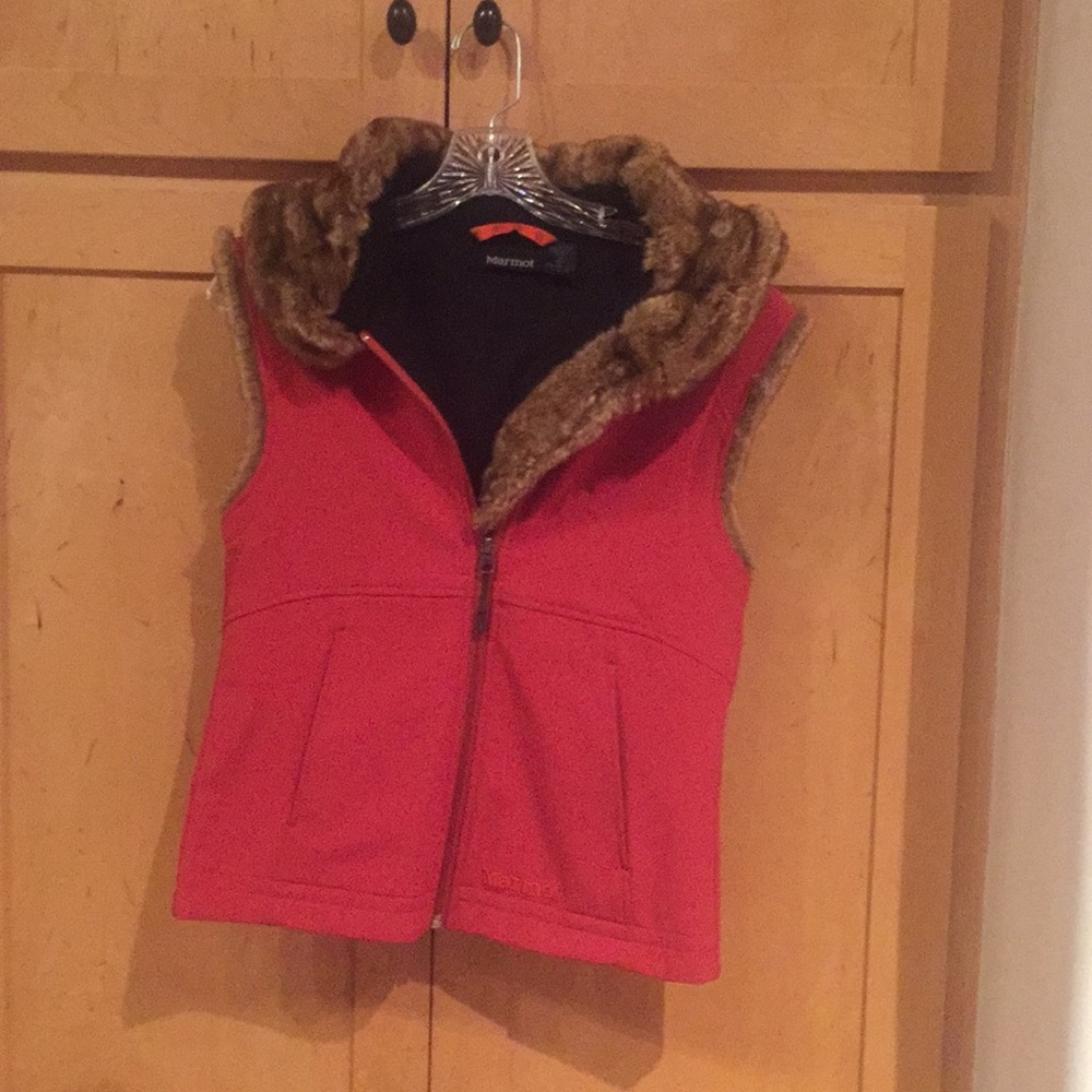 Women’s Marmot hooded vest
